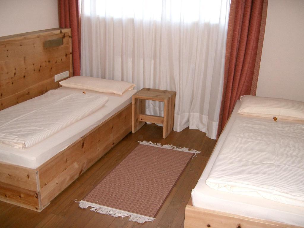 Hotel Tyrol-Alpenhof Seefeld in Tirol Rum bild
