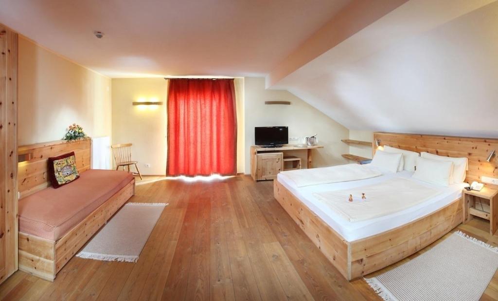 Hotel Tyrol-Alpenhof Seefeld in Tirol Rum bild